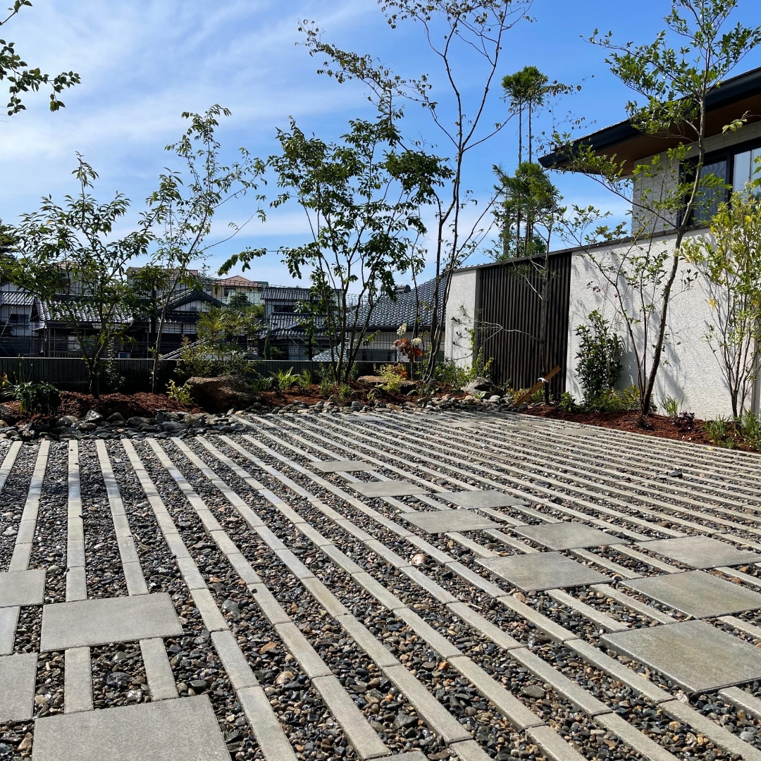 株式会社 森芳楽園/四季時計 様